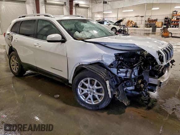 ✅ 2016 Jeep Cherokee Latitude • VIN: 1C4PJMCS5GW326917 • Lot: 93899895. Wystawiony na Copart z przebiegiem 103 152 mil. Bezpłatny archiwum sprzedaży aukcyjnych z USA i szczegółowy raport historii pojazdu na DreamBid. Zdjęcie 4.