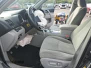 ✅ 2011 Toyota Highlander • VIN: 5TDBK3EH5BS079121 • Lot: 84205695. Listed on Copart with 131,984 mi. Free auction sales archive from the USA and detailed vehicle history report at DreamBid. Image 7.