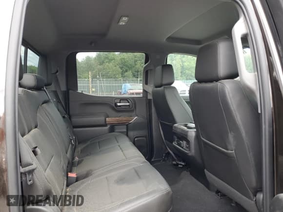 ✅ 2019 Chevrolet Silverado 1500 RST • VIN: 1GCUYEEDXKZ150294 • Lot: 68699964. Wystawiony na Copart z przebiegiem 80 968 mil. Bezpłatny archiwum sprzedaży aukcyjnych z USA i szczegółowy raport historii pojazdu na DreamBid. Zdjęcie 10.