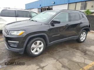 ✅ 2019 Jeep Compass Altitude • VIN: 3C4NJCBBXKT636577 • Lot: 58420875. Listed on Copart with 130,640 mi. Free auction sales archive from the USA and detailed vehicle history report at DreamBid. Image 1.