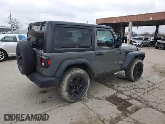 ✅ 2018 Jeep Wrangler Sport S • VIN: 1C4GJXAG0JW276564 • Lot: 85722374. Listed on Copart with 58,049 mi. Free auction sales archive from the USA and detailed vehicle history report at DreamBid. Image 3.