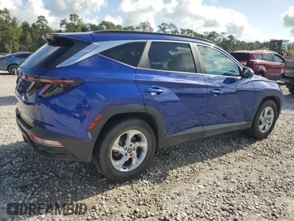 ✅ 2022 Hyundai Tucson SEL • VIN: 5NMJB3AE2NH150225 • Lot: 63459744. Wystawiony na Copart z przebiegiem 30 660 mil. Bezpłatny archiwum sprzedaży aukcyjnych z USA i szczegółowy raport historii pojazdu na DreamBid. Zdjęcie 3.