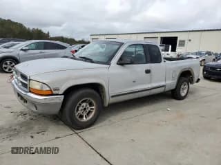 ✅ 2000 Dodge Dakota • VIN: 1B7GL22X8YS632837 • Lot: 79168404. Wystawiony na Copart z przebiegiem 241 454 mil. Bezpłatny archiwum sprzedaży aukcyjnych z USA i szczegółowy raport historii pojazdu na DreamBid. Zdjęcie 1.