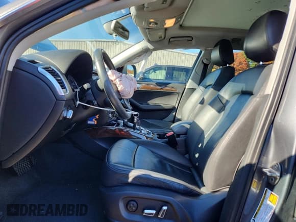 ✅ 2016 Audi Q5 Premium • VIN: WA1C2AFP3GA036460 • Lot: 90915155. Wystawiony na Copart z przebiegiem 130 539 mil. Bezpłatny archiwum sprzedaży aukcyjnych z USA i szczegółowy raport historii pojazdu na DreamBid. Zdjęcie 7.