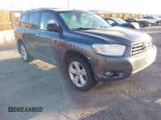✅ 2010 Toyota Highlander Limited • VIN: 5TDDK3EH3AS029552 • Lot: 43893720. Listed on IAAI with 254,975 mi. Free auction sales archive from the USA and detailed vehicle history report at DreamBid. Image 1.