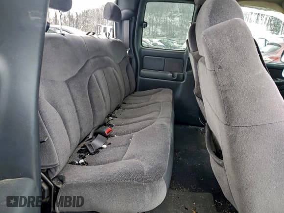 ✅ 2002 GMC Sierra 1500 SLE • VIN: 2GTEK19T421257284 • Лот: 94266305. Опубликован ранее на Copart с пробегом 97 726 миль. Бесплатный доступ к архиву аукционных продаж из США и подробный отчёт об истории автомобиля на DreamBid. Изображение 10.