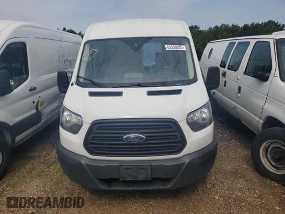 ✅ 2019 Ford Transit • VIN: 1FTYE1CM1KKA53998 • Lot: 63350835. Wystawiony na Copart z przebiegiem 198 493 mil. Bezpłatny archiwum sprzedaży aukcyjnych z USA i szczegółowy raport historii pojazdu na DreamBid. Zdjęcie 5.