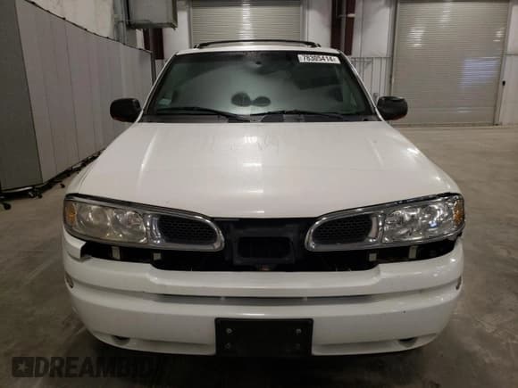 ✅ 2002 Oldsmobile Bravada • VIN: 1GHDT13S822151973 • Lot: 78305414. Listed on Copart with 180,503 mi. Free auction sales archive from the USA and detailed vehicle history report at DreamBid. Image 5.