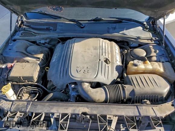 ✅ 2019 Dodge Challenger R/T • VIN: 2C3CDZBT7KH606184 • Лот: 91633465. Опубликован ранее на Copart с пробегом 96 365 миль. Бесплатный доступ к архиву аукционных продаж из США и подробный отчёт об истории автомобиля на DreamBid. Изображение 11.