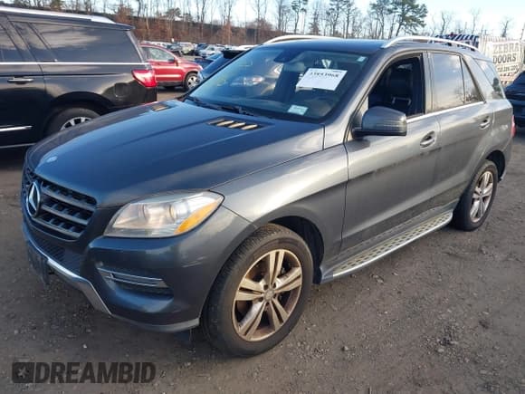✅ 2014 Mercedes-Benz M 350 • VIN: 4JGDA5HB8EA351382 • Lot: 43853968. Listed on IAAI with 196,314 mi. Free auction sales archive from the USA and detailed vehicle history report at DreamBid. Image 2.