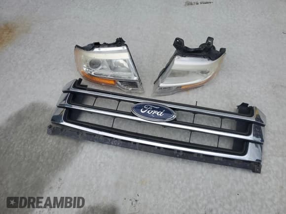 ✅ 2017 Ford Expedition Max Limited • VIN: 1FMJK1KT7HEA67765 • Lot: 84287425. Listed on Copart with 193,322 mi. Free auction sales archive from the USA and detailed vehicle history report at DreamBid. Image 12.