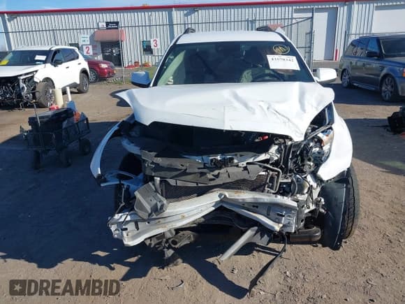 ✅ 2017 Chevrolet Equinox LT • VIN: 2GNFLFEK2H6309266 • Лот: 43570342. Опубликован ранее на IAAI с пробегом 164 340 миль. Бесплатный доступ к архиву аукционных продаж из США и подробный отчёт об истории автомобиля на DreamBid. Изображение 12.