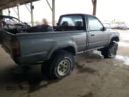 ✅ 1989 Toyota Pickup DLX • VIN: JT4VN01DXK2000300 • Lot: 85559725. Listed on Copart with Not provided. Free auction sales archive from the USA and detailed vehicle history report at DreamBid. Image 4.