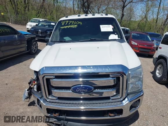 ✅ 2014 Ford F-250 XL • VIN: 1FT7W2BT9EEB59304 • Lot: 41979109. Listed on IAAI with 222,714 mi. Free auction sales archive from the USA and detailed vehicle history report at DreamBid. Image 18.