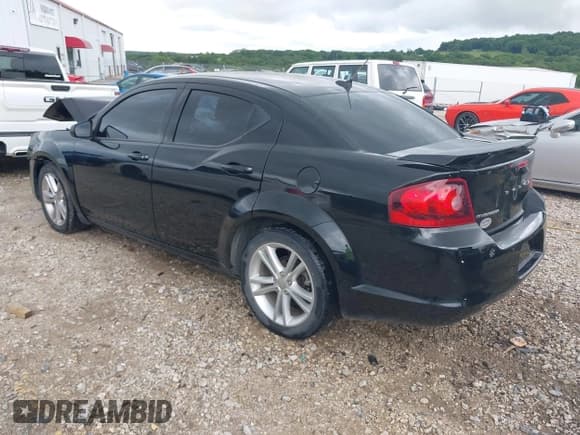 ✅ 2014 Dodge Avenger SE • VIN: 1C3CDZAB0EN229220 • Лот: 42489893. Опубликован ранее на IAAI с пробегом 92 576 миль. Бесплатный доступ к архиву аукционных продаж из США и подробный отчёт об истории автомобиля на DreamBid. Изображение 3.
