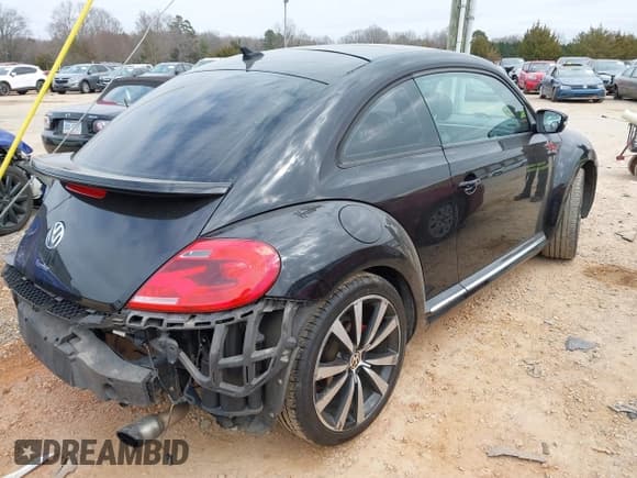✅ 2012 Volkswagen Beetle Turbo • VIN: 3VW467AT9CM658495 • Lot: 41505160. Listed on IAAI with 138,842 mi. Free auction sales archive from the USA and detailed vehicle history report at DreamBid. Image 4.