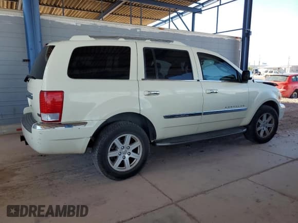 ✅ 2007 Chrysler Aspen Limited • VIN: 1A8HX58297F586621 • Lot: 80318665. Wystawiony na Copart z przebiegiem 191 829 mil. Bezpłatny archiwum sprzedaży aukcyjnych z USA i szczegółowy raport historii pojazdu na DreamBid. Zdjęcie 3.