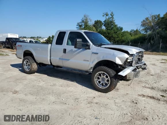 ✅ 2005 Ford F-350 XL • VIN: 1FTWX31P25EC99701 • Лот: 80155845. Опубликован ранее на Copart с пробегом 196 192 миль. Бесплатный доступ к архиву аукционных продаж из США и подробный отчёт об истории автомобиля на DreamBid. Изображение 4.