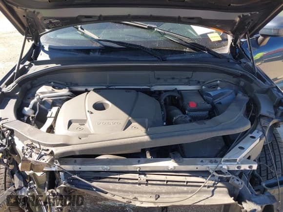 ✅ 2018 Volvo XC60 Momentum • VIN: YV4102RK3J1003049 • Лот: 43454784. Опубликован ранее на IAAI с пробегом 95 709 миль. Бесплатный доступ к архиву аукционных продаж из США и подробный отчёт об истории автомобиля на DreamBid. Изображение 10.