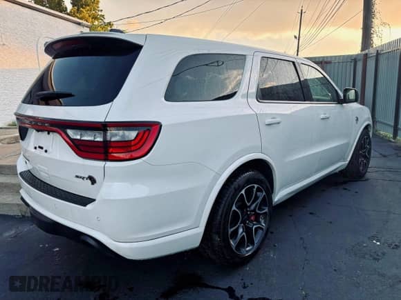 2023 Dodge Durango SRT Hellcat с VIN 1C4SDJH97PC555073, выставлен на аукционе Copart как лот 90680885 с пробегом 13 331 миль миль и Списание • Salvage title. История ставок и продаж доступна на DreamBid. Изображение 4.