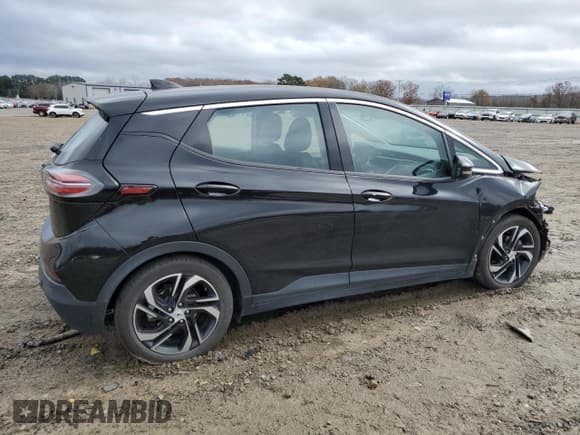 ✅ 2022 Chevrolet Bolt EV 2LT • VIN: 1G1FX6S00N4102266 • Lot: 84642744. Wystawiony na Copart z przebiegiem 36 668 mil. Bezpłatny archiwum sprzedaży aukcyjnych z USA i szczegółowy raport historii pojazdu na DreamBid. Zdjęcie 3.