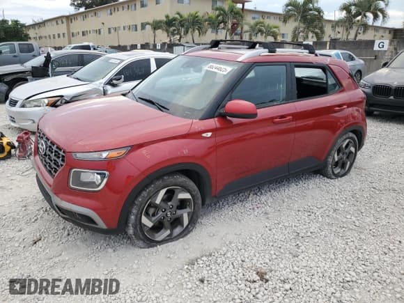 ✅ 2022 Hyundai Venue Limited • VIN: KMHRC8A32NU185220 • Lot: 88244625. Listed on Copart with 35,939 mi. Free auction sales archive from the USA and detailed vehicle history report at DreamBid. Image 1.