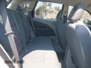 ✅ 2008 Chrysler PT Cruiser • VIN: 3A8FY48B38T106143 • Lot: 42985221. Wystawiony na IAAI z przebiegiem 121 724 mil. Bezpłatny archiwum sprzedaży aukcyjnych z USA i szczegółowy raport historii pojazdu na DreamBid. Zdjęcie 8.