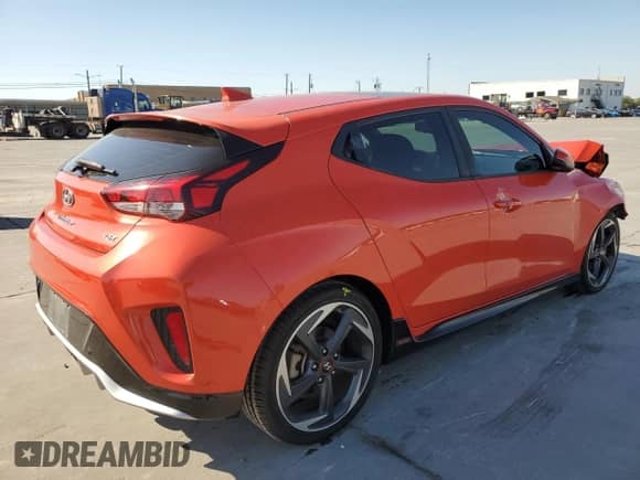 2020 Hyundai Veloster Turbo с VIN KMHTH6AB4LU030250, выставлен на аукционе Copart как лот 74720414 с пробегом 64 548 миль миль и Списание • Salvage title. История ставок и продаж доступна на DreamBid. Изображение 3.
