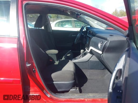 ✅ 2017 Toyota Corolla • VIN: JTNKARJE0HJ539725 • Lot: 43478927. Wystawiony na IAAI z przebiegiem 111 231 mil. Bezpłatny archiwum sprzedaży aukcyjnych z USA i szczegółowy raport historii pojazdu na DreamBid. Zdjęcie 5.