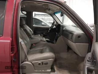✅ 2003 Chevrolet Suburban LT • VIN: 1GNFK16Z63J127986 • Лот: 41362871. Опубликован ранее на IAAI с пробегом 245 572 миль. Бесплатный доступ к архиву аукционных продаж из США и подробный отчёт об истории автомобиля на DreamBid. Изображение 5.