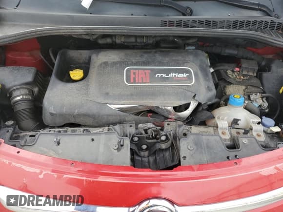 ✅ 2014 FIAT 500L Easy • VIN: ZFBCFABH1EZ028545 • Lot: 91907865. Listed on Copart with 121,530 mi. Free auction sales archive from the USA and detailed vehicle history report at DreamBid. Image 12.