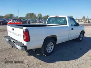 2007 Chevrolet Silverado 1500 Work Truck с VIN 1GCEC14X07Z133602, выставлен на аукционе IAAI как лот 43481735 с пробегом 103 035 миль миль и . История ставок и продаж доступна на DreamBid. Изображение 4.
