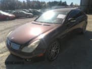✅ 2006 Mercedes-Benz CLS 500 • VIN: WDDDJ75XX6A047638 • Lot: 43452264. Wystawiony na IAAI z przebiegiem 121 355 mil. Bezpłatny archiwum sprzedaży aukcyjnych z USA i szczegółowy raport historii pojazdu na DreamBid. Zdjęcie 6.