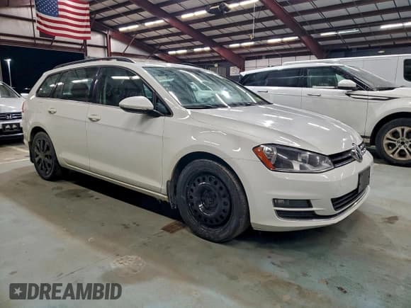 ✅ 2015 Volkswagen Golf SE • VIN: 3VWCA7AU6FM506939 • Lot: 96054235. Listed on Copart with 160,600 mi. Free auction sales archive from the USA and detailed vehicle history report at DreamBid. Image 4.
