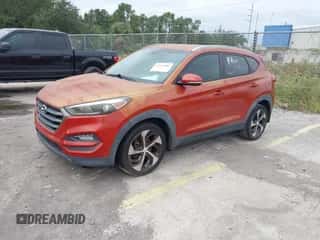 2016 Hyundai Tucson Sport z VIN KM8J33A28GU052424, wystawiony jako IAAI lot #43330505 z przebiegiem 108 289 mil mil oraz . Historia ofert i sprzedaży dostępna na DreamBid. Obrazek 2.