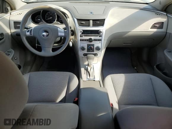 ✅ 2009 Chevrolet Malibu 1LS • VIN: 1G1ZG57B39F164899 • Lot: 77203134. Listed on Copart with 140,476 mi. Free auction sales archive from the USA and detailed vehicle history report at DreamBid. Image 8.