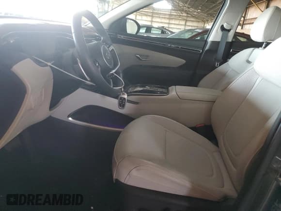 ✅ 2024 Hyundai Tucson Limited • VIN: KM8JECD11RU177393 • Lot: 75899294. Wystawiony na Copart z przebiegiem 4 901 mil. Bezpłatny archiwum sprzedaży aukcyjnych z USA i szczegółowy raport historii pojazdu na DreamBid. Zdjęcie 7.