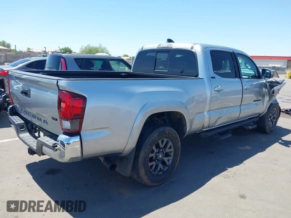 ✅ 2023 Toyota Tacoma SR5 • VIN: 3TYBZ5DN6PT002493 • Lot: 42654768. Wystawiony na IAAI z przebiegiem 61 409 mil. Bezpłatny archiwum sprzedaży aukcyjnych z USA i szczegółowy raport historii pojazdu na DreamBid. Zdjęcie 4.