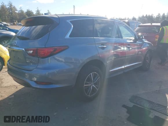 ✅ 2019 Infiniti QX60 Luxe • VIN: 5N1DL0MM4KC557643 • Lot: 43723308. Listed on IAAI with 110,357 mi. Free auction sales archive from the USA and detailed vehicle history report at DreamBid. Image 4.