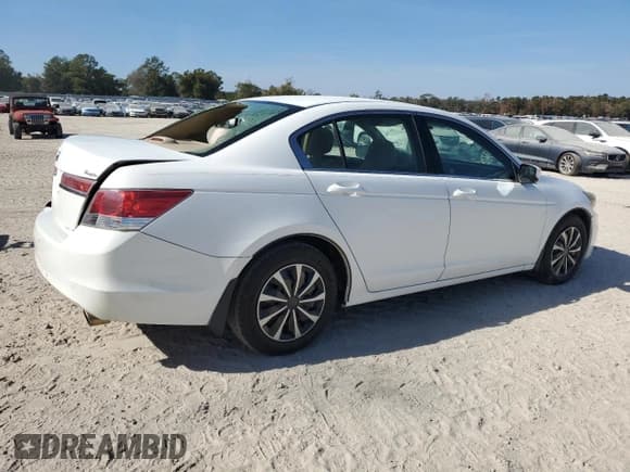 ✅ 2011 Honda Accord LX • VIN: 1HGCP2F35BA051384 • Lot: 93255145. Listed on Copart with 136,422 mi. Free auction sales archive from the USA and detailed vehicle history report at DreamBid. Image 3.