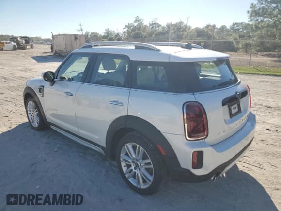 ✅ 2024 MINI Countryman Cooper S • VIN: WMZ53BR06R3S24526 • Lot: 90802655. Wystawiony na Copart z przebiegiem 2 416 mil. Bezpłatny archiwum sprzedaży aukcyjnych z USA i szczegółowy raport historii pojazdu na DreamBid. Zdjęcie 2.