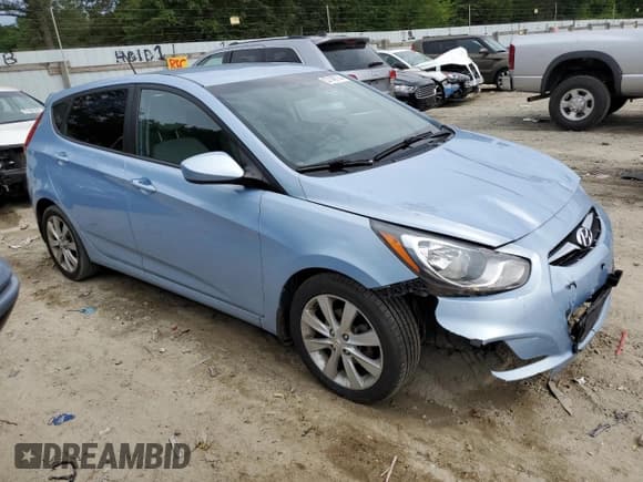 ✅ 2012 Hyundai Accent SE • VIN: KMHCU5AE6CU043498 • Лот: 57148714. Опубликован ранее на Copart с пробегом 79 464 миль. Бесплатный доступ к архиву аукционных продаж из США и подробный отчёт об истории автомобиля на DreamBid. Изображение 4.