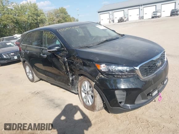 ✅ 2020 Kia Sorento LX • VIN: 5XYPG4A3XLG651578 • Лот: 43376477. Опубликован ранее на IAAI с пробегом 98 908 миль. Бесплатный доступ к архиву аукционных продаж из США и подробный отчёт об истории автомобиля на DreamBid. Изображение 6.
