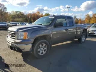 ✅ 2013 GMC Sierra 1500 SLE • VIN: 1GTR2VE7XDZ288664 • Лот: 89510535. Опубликован ранее на Copart с пробегом 165 018 миль. Бесплатный доступ к архиву аукционных продаж из США и подробный отчёт об истории автомобиля на DreamBid. Изображение 1.