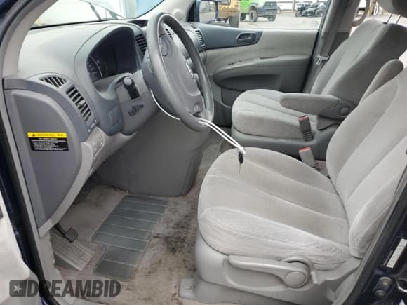✅ 2006 Kia Sedona LX • VIN: KNDMB233566034356 • Lot: 81780195. Listed on Copart with 170,907 mi. Free auction sales archive from the USA and detailed vehicle history report at DreamBid. Image 7.
