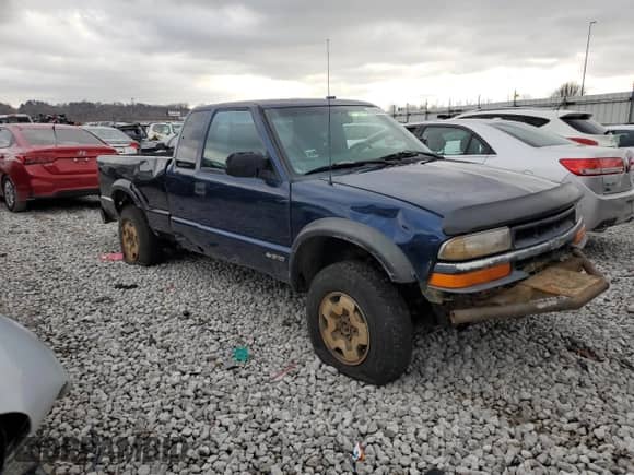 2001 Chevrolet S-10 LS ZR2 с VIN 1GCCT19W918144487, выставлен на аукционе Copart как лот 84958094 с пробегом Не указан миль и Списание • Salvage title. История ставок и продаж доступна на DreamBid. Изображение 4.
