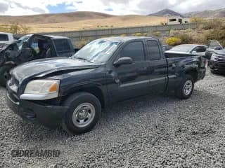 ✅ 2008 Mitsubishi Raider LS • VIN: 1Z7HC22K78S609661 • Lot: 84300605. Wystawiony na Copart z przebiegiem 154 158 mil. Bezpłatny archiwum sprzedaży aukcyjnych z USA i szczegółowy raport historii pojazdu na DreamBid. Zdjęcie 1.