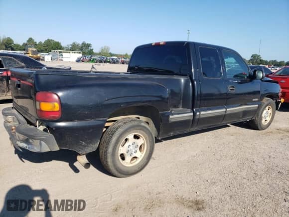 ✅ 2000 Chevrolet Silverado 1500 LS • VIN: 2GCEC19T7Y1374850 • Lot: 68929524. Wystawiony na Copart z przebiegiem 426 938 mil mil. Skorzystaj z bezpłatnego archiwum sprzedaży aukcyjnych z USA i zobacz szczegółowy raport historii pojazdu na DreamBid. Zdjęcie 3.