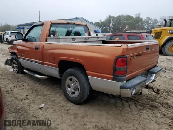 2001 Dodge 1500 с VIN 1B7HC16Y11S186215, выставлен на аукционе Copart как лот 83892014 с пробегом Не указан миль и Списание • Salvage title. История ставок и продаж доступна на DreamBid. Изображение 2.