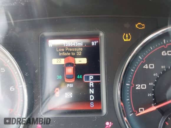 2014 Dodge Charger SXT Plus z VIN 2C3CDXHG2EH256675, wystawiony jako IAAI lot #43153204 z przebiegiem 139 843 mil mil oraz . Historia ofert i sprzedaży dostępna na DreamBid. Obrazek 15.